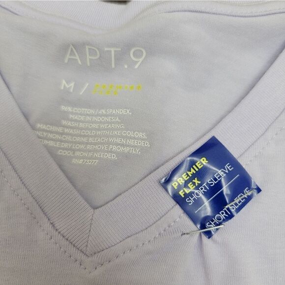 Set of 3 Pieces Tek Gear Capri Pants & Pinter T-shirt + Apt.9 Lavender T-shirt M - Picture 4 of 15